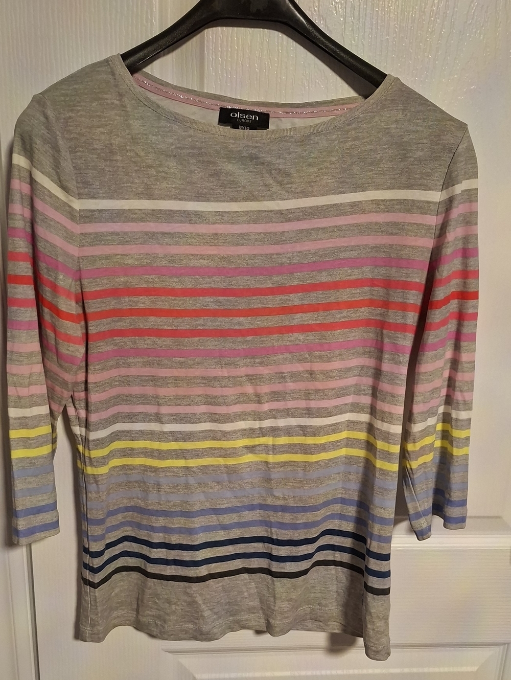 Olson Women’s Gray Multi-Stripe Long Sleeve Tee